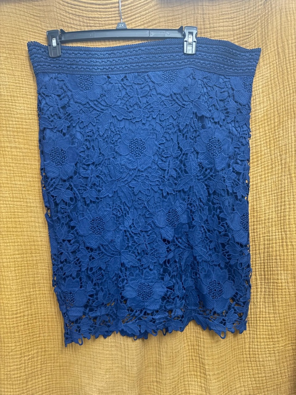 Women’s Blue Lace Pencil Skirt